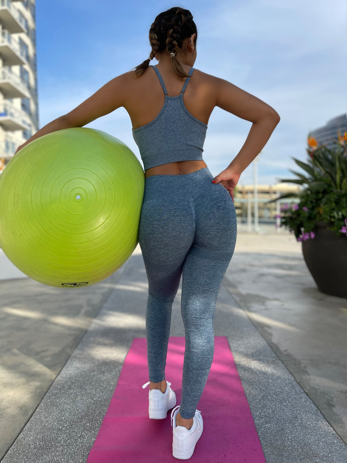Crushing It: Seamless Workout Outfit in Blue - Chynna Dolls Swimwear
